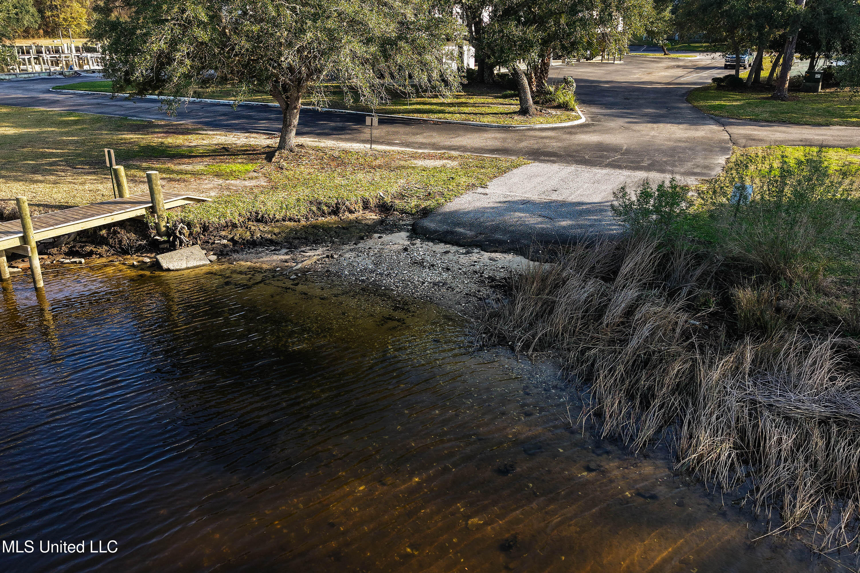 3230 Cumberland Road, Unit 81 Ocean Springs, MS 39564 - Photo 59 of 64 0057