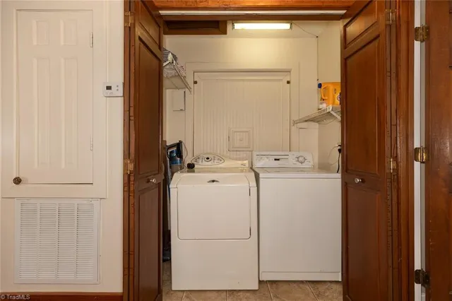 $210,000 | 4204 Sunburst Drive, High Point, NC 27265