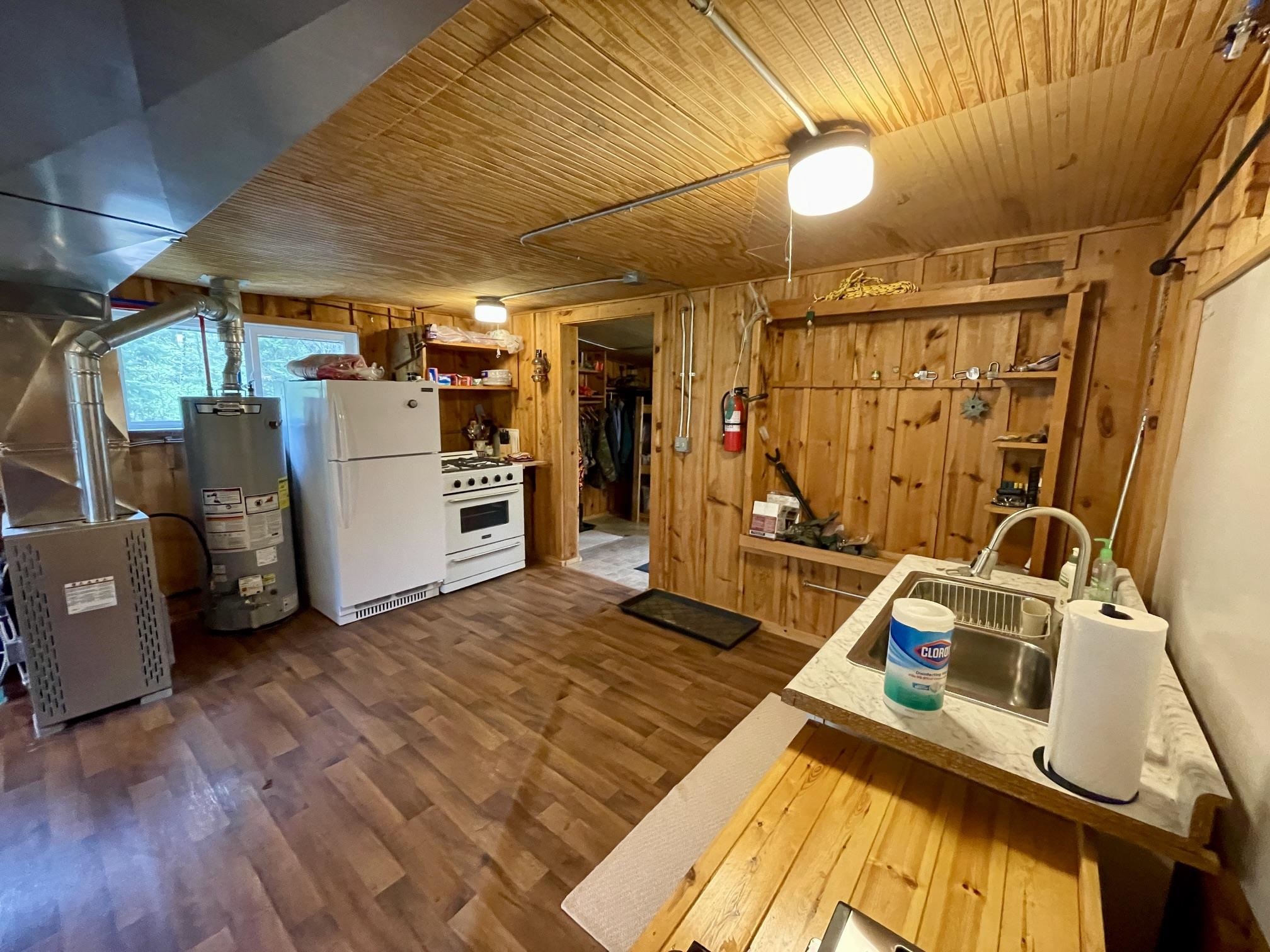 1527 Camp 6 Road Rhinelander, WI 54501 - Photo 30 of 31