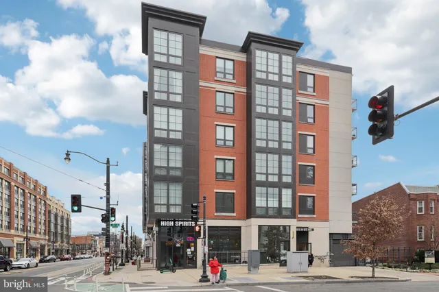 $600,000 | 301 H Street Northeast, Unit 201, Washington, DC 20002