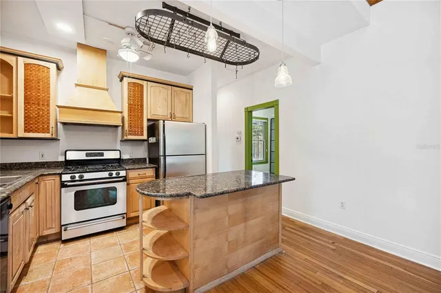 $1,400,000 | 1743 8th Street, Sarasota, FL 34236