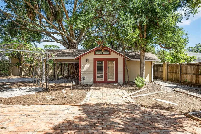$1,400,000 | 1743 8th Street, Sarasota, FL 34236