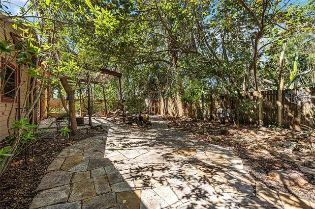 $1,400,000 | 1743 8th Street, Sarasota, FL 34236