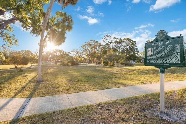 $1,400,000 | 1743 8th Street, Sarasota, FL 34236