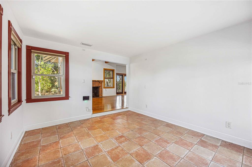 1743 8th Street Sarasota, FL 34236 - Photo 6 of 74