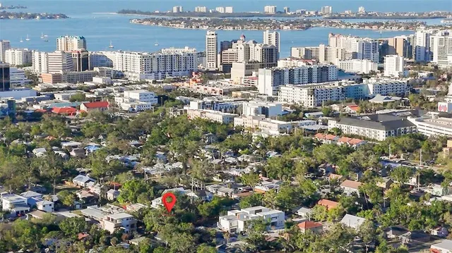 $1,400,000 | 1743 8th Street, Sarasota, FL 34236