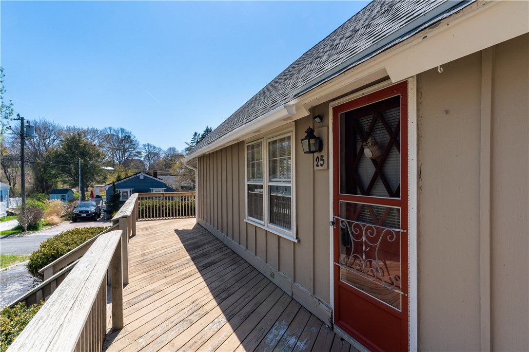 25 Westside Road South Kingstown, RI 02879 - Photo 22 of 40