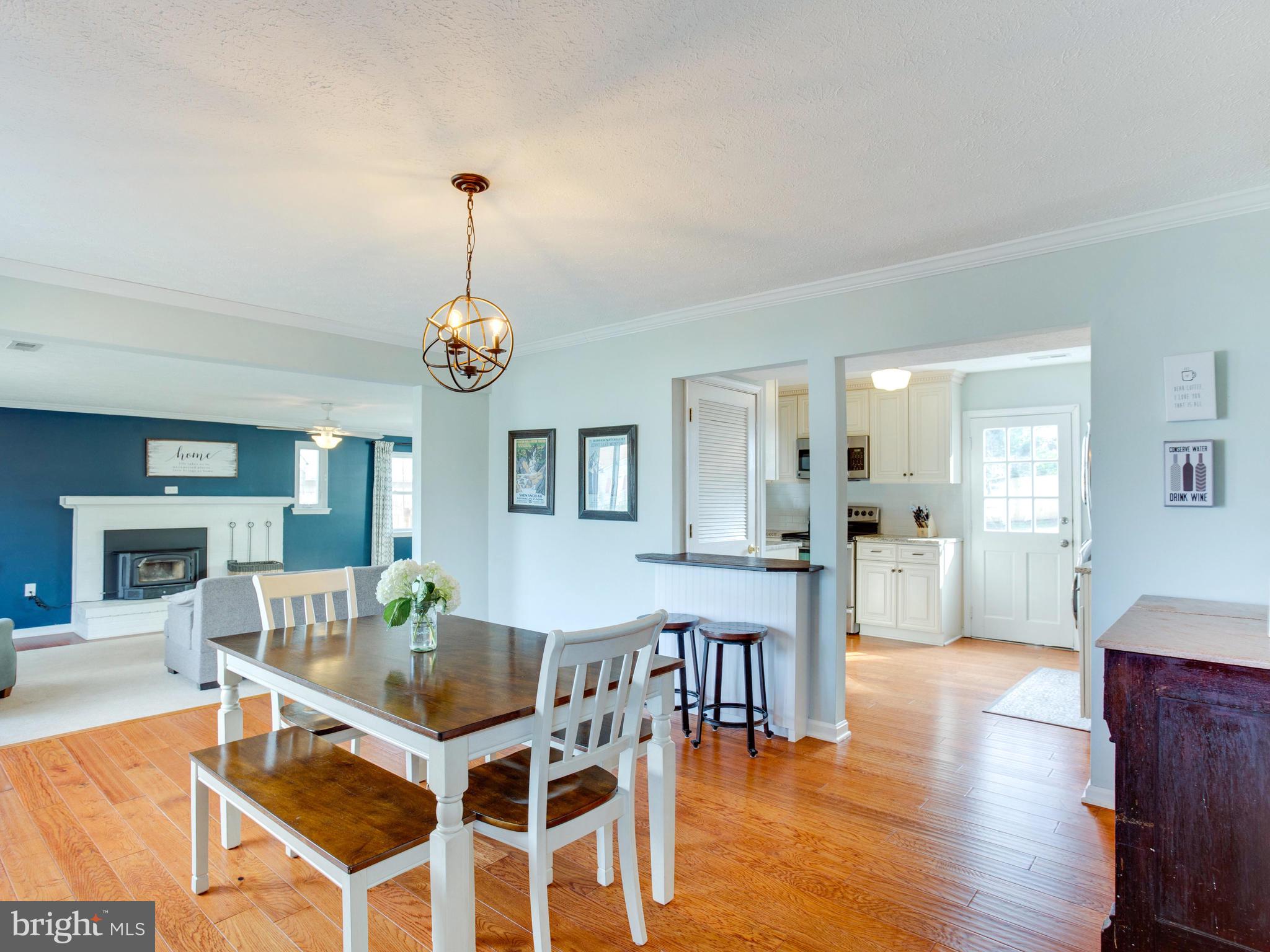 2909 Main Street Edgewater, MD 21037 - Photo 33 of 33 Open floor plan.