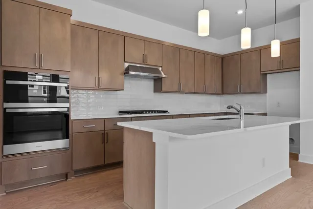 $475,000 | 8520 Red Bottle Brush Road, Lago Vista, TX 78645