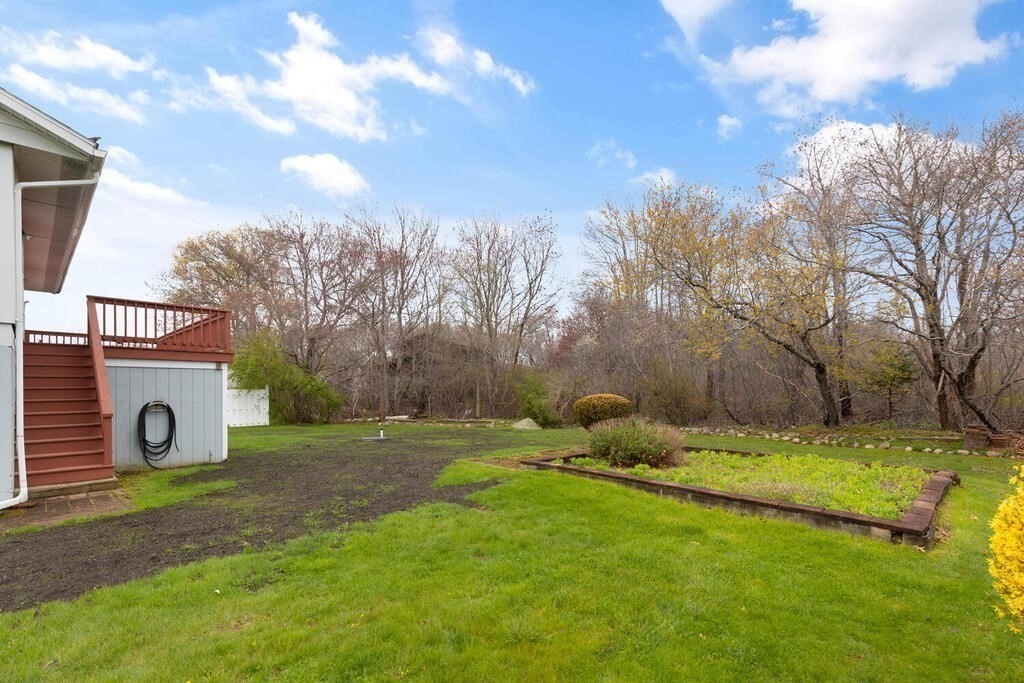 8 High Popples Road Gloucester, MA 01930 - Photo 32 of 36