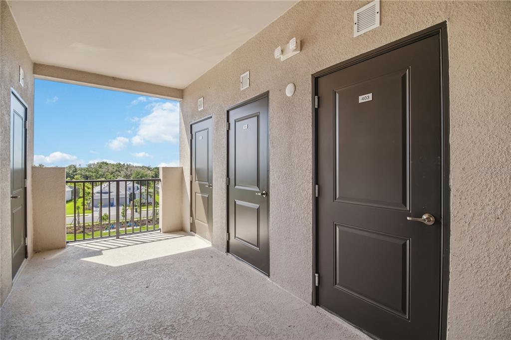 19116 Scallop Loop, Unit 403 Lakewood Ranch, FL 34211 - Photo 2 of 30