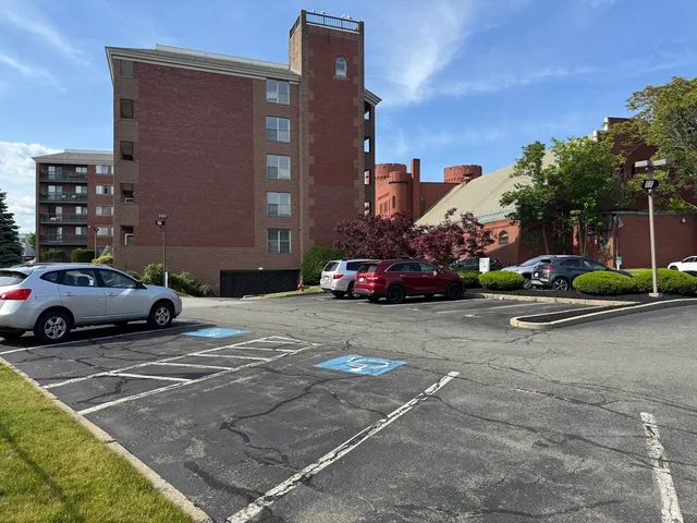 $275,000 | 50 South Common Street, Unit 104, Lynn, MA 01902