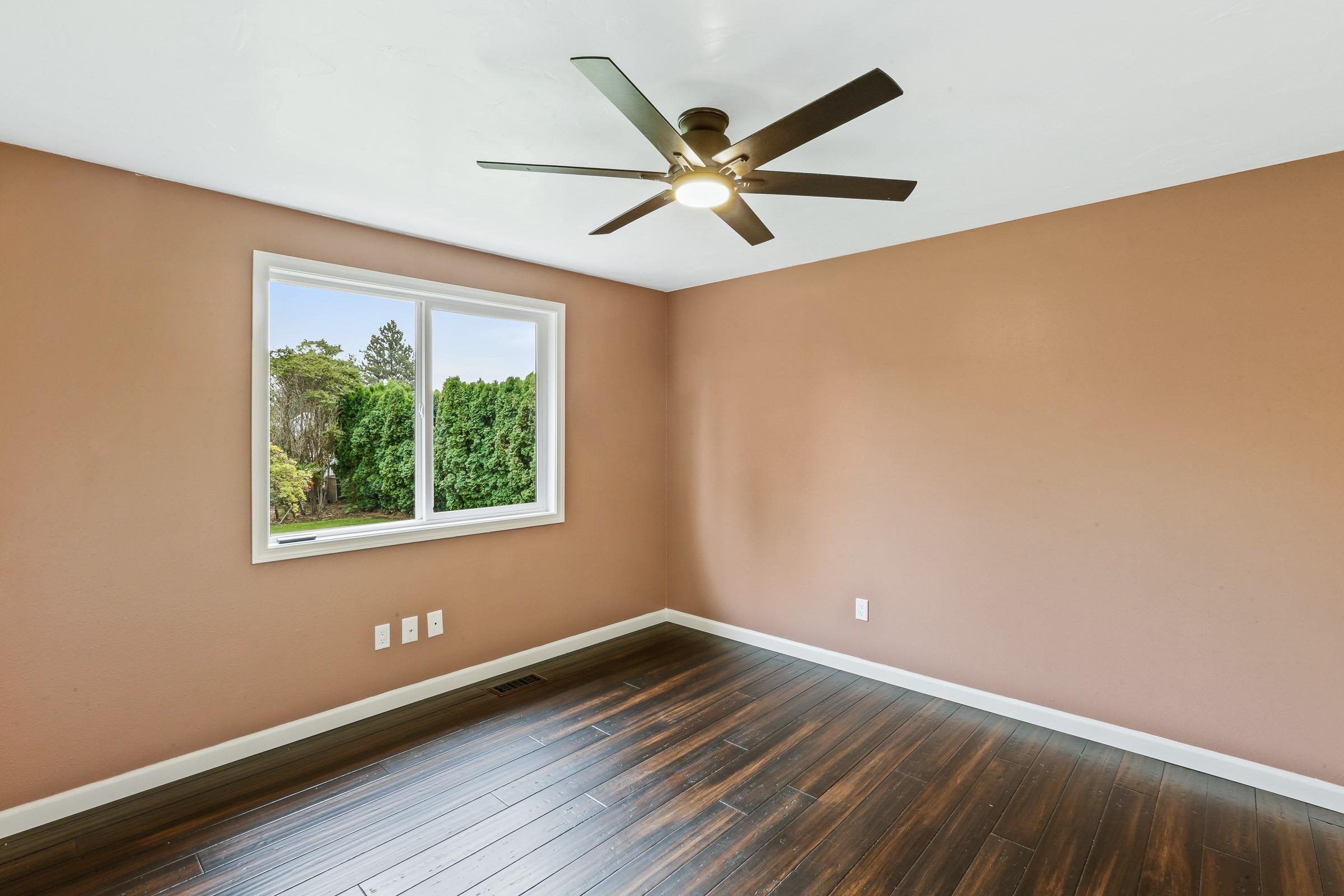 2817 South Fox Road Spokane Valley, WA 99206 - Photo 11 of 28 Gallery Image 11