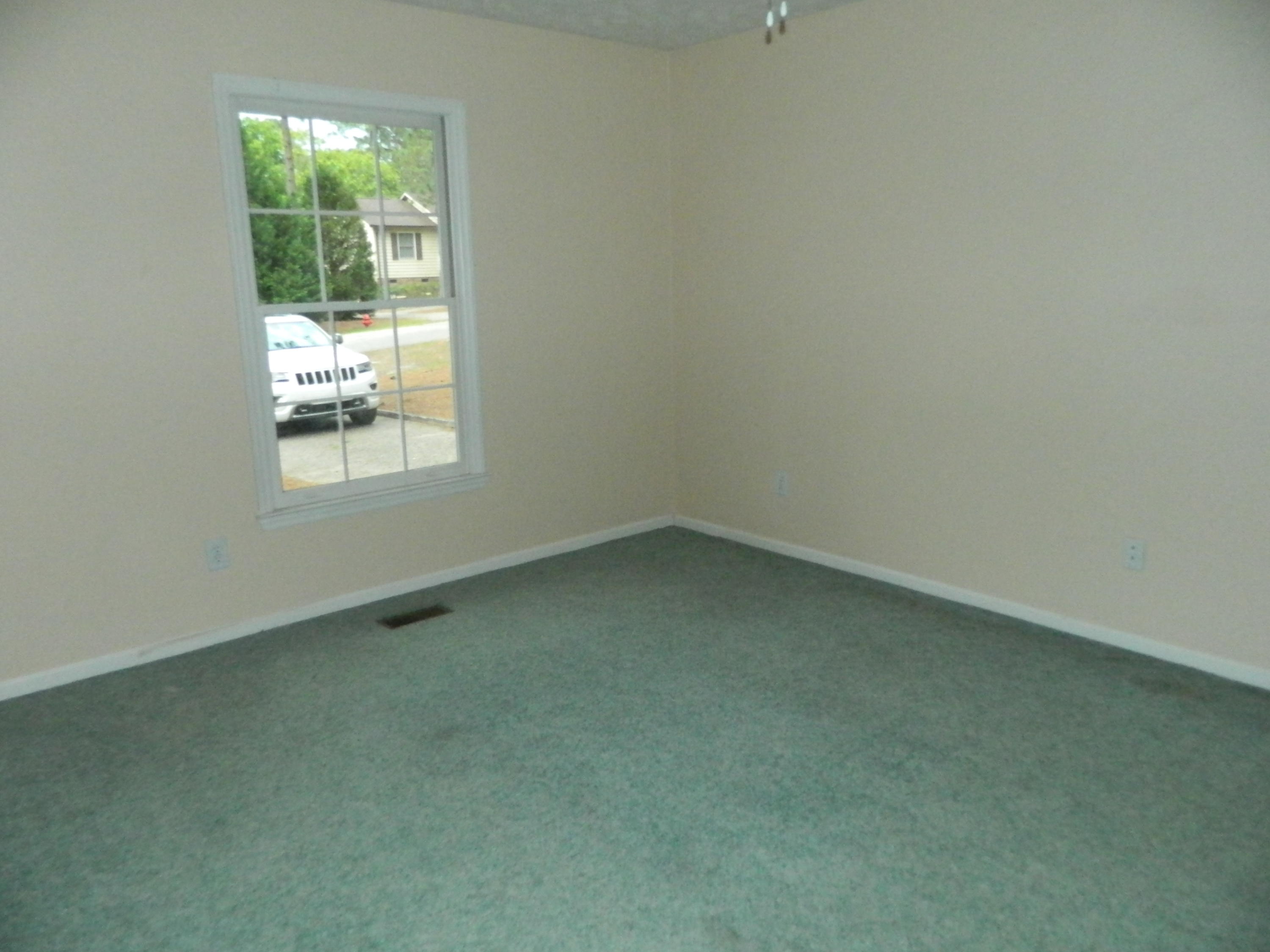 10 Sawmill Road East Pinehurst, NC 28374 - Photo 12 of 31 DSCN2511