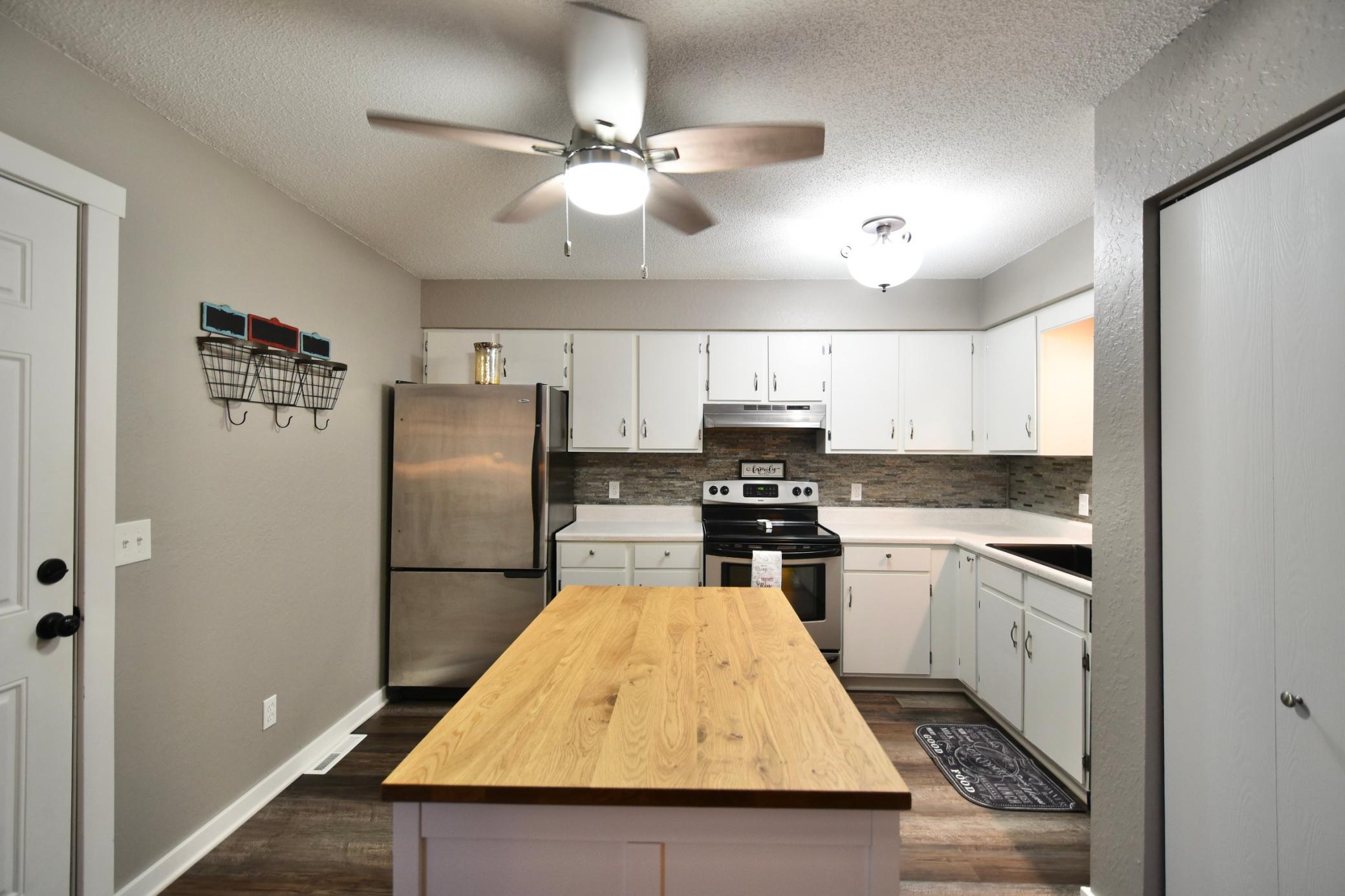 1755 3rd Avenue Southwest Rochester, MN 55902 - Photo 2 of 14 Gallery Image 2