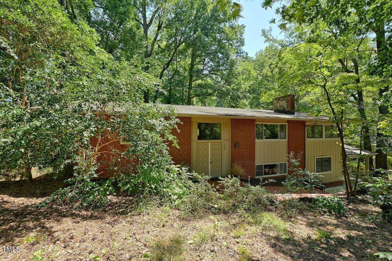 2422 Tryon Road Durham, NC 27705 - Photo 4 of 59 Tryon 2422_00009