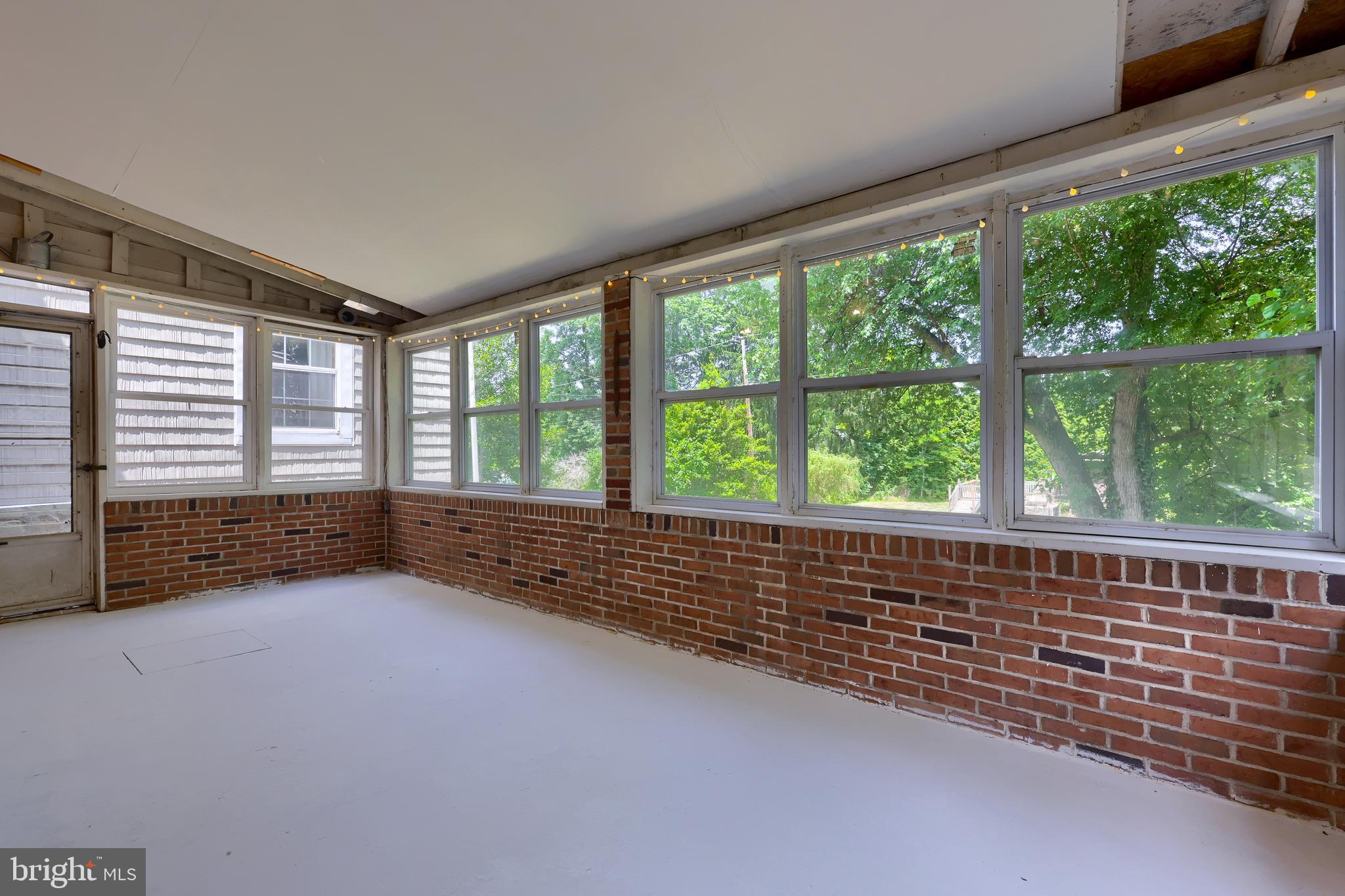 135 Homeland Road York, PA 17403 - Photo 13 of 32
