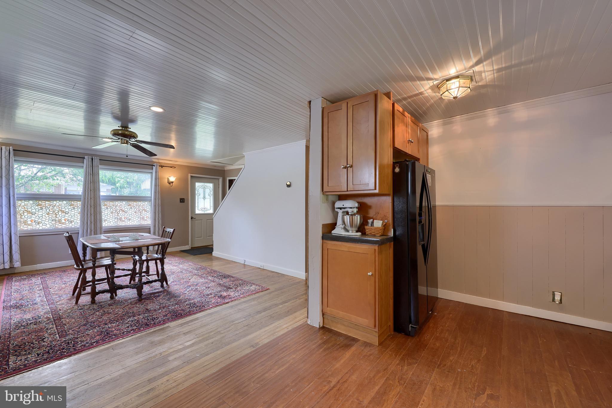 135 Homeland Road York, PA 17403 - Photo 10 of 32