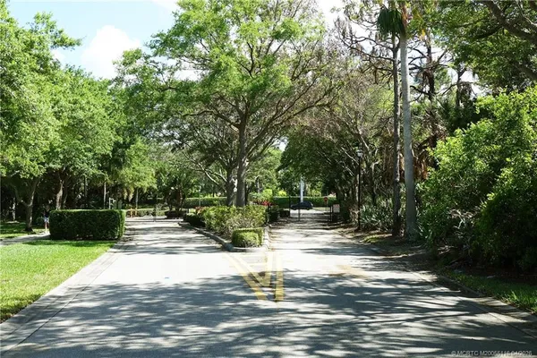 $250,000 | 3041 Southeast Lexington Lakes Drive, Unit 104, Stuart, FL 34994