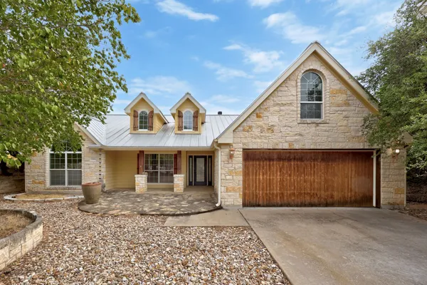 $2,495 | 20904 Van Allen Cove, Lago Vista, TX 78645