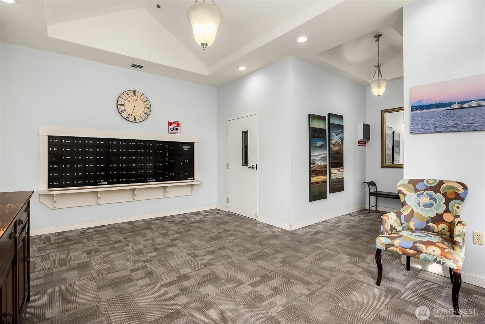 300 High School Road Northeast, Unit 418 Bainbridge Island, WA 98110 - Photo 19 of 37