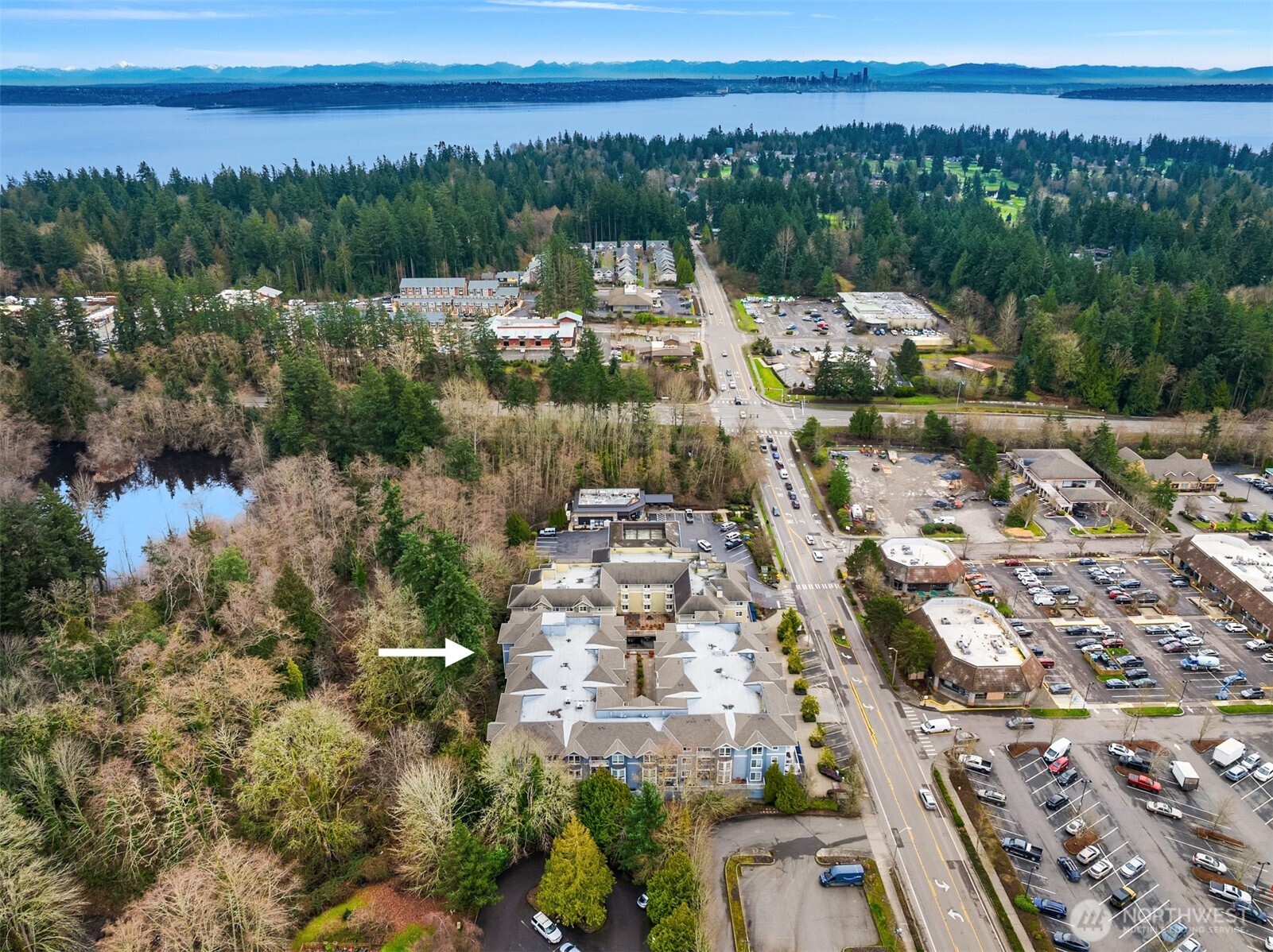 300 High School Road Northeast, Unit 418 Bainbridge Island, WA 98110 - Photo 31 of 37