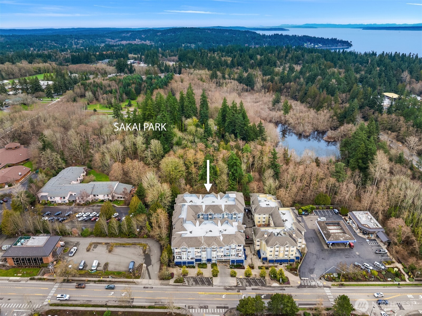 300 High School Road Northeast, Unit 418 Bainbridge Island, WA 98110 - Photo 33 of 37