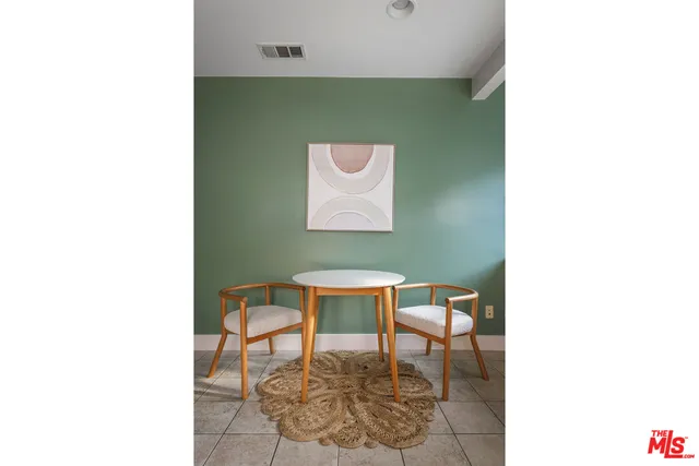 $1,649,000 | 1525 Carmona Avenue, Los Angeles, CA 90019