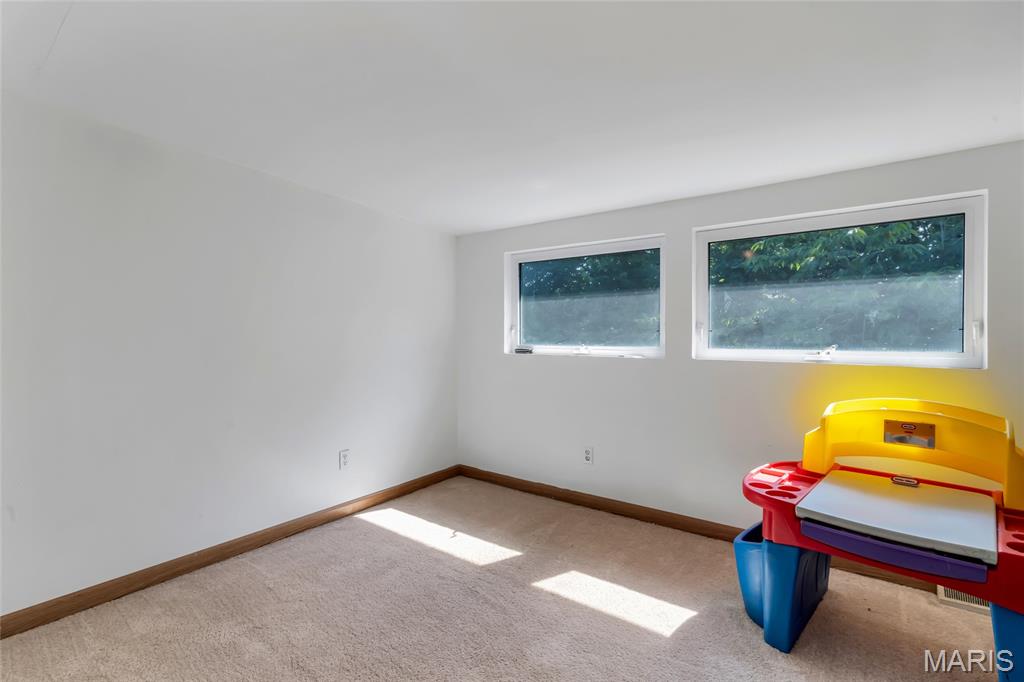3612 Yaeger Road St. Louis, MO 63129 - Photo 11 of 14 Gallery Image 11