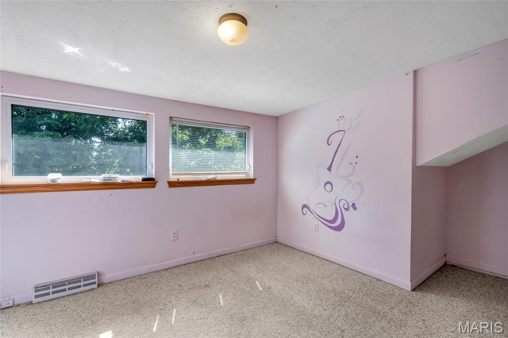 3612 Yaeger Road St. Louis, MO 63129 - Photo 9 of 14 Gallery Image 9