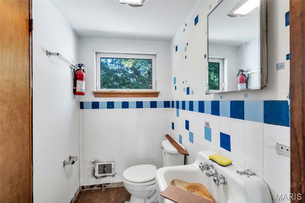 3612 Yaeger Road St. Louis, MO 63129 - Photo 10 of 14 Gallery Image 10
