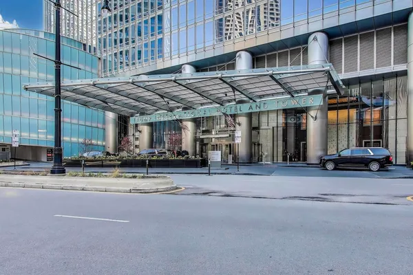 $4,000 | 401 North Wabash Avenue, Unit 44D, Chicago, IL 60611