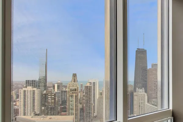 $4,000 | 401 North Wabash Avenue, Unit 44D, Chicago, IL 60611