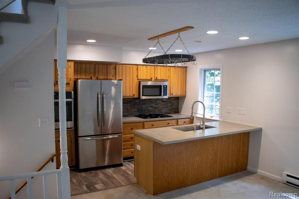 3536 East Allen Road Howell, MI 48855 - Photo 5 of 25