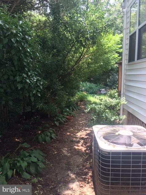 3302 Fayette Road Kensington, MD 20895 - Photo 30 of 30 Side yard (inside fence)