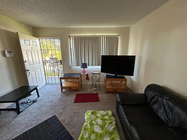 $190,000 | 4766 Greenholme Drive, Unit 4, Sacramento, CA 95842