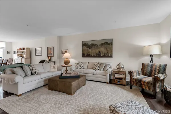 $849,900 | 47 Ojibwa Circle, Buffalo, NY 14202