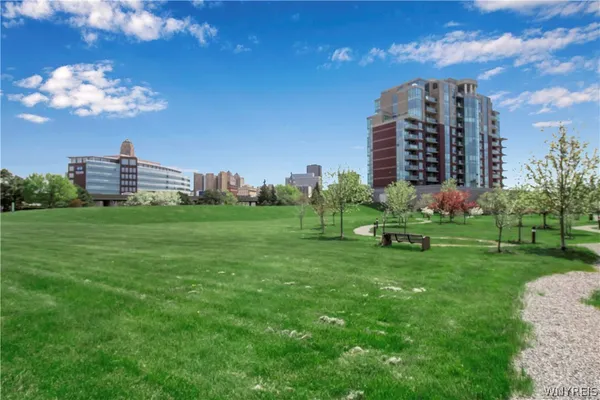 $849,900 | 47 Ojibwa Circle, Buffalo, NY 14202