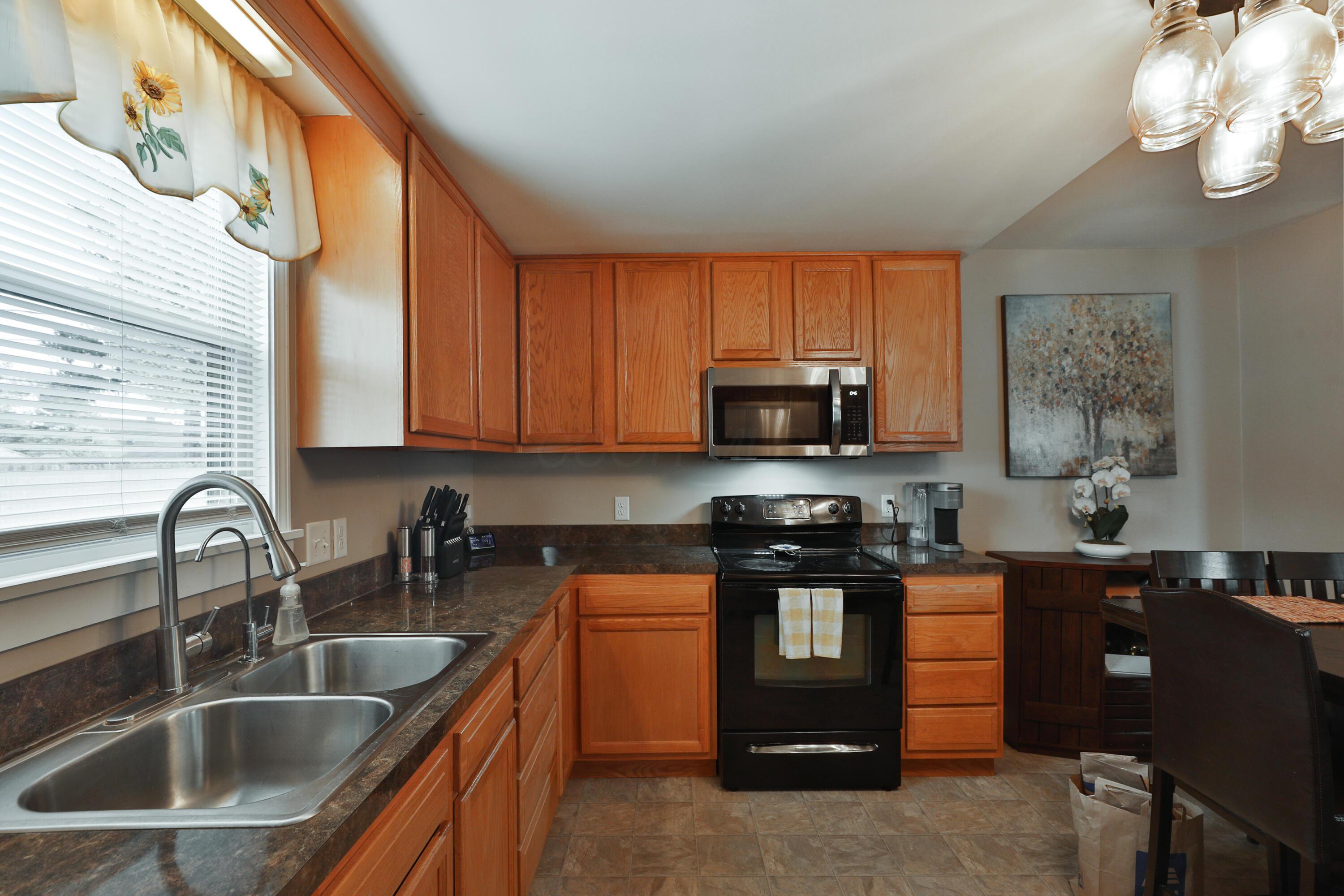 1774 Audrey Road Columbus, OH 43224 - Photo 8 of 29 1774-Audrey-08