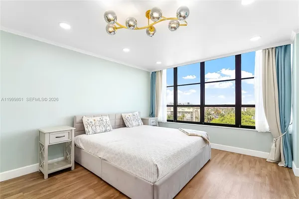$3,000 | 600 Three Islands Boulevard, Unit 604, Hallandale Beach, FL 33009