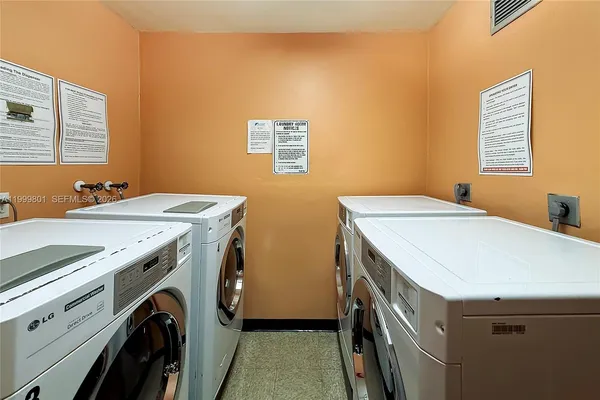 $3,000 | 600 Three Islands Boulevard, Unit 604, Hallandale Beach, FL 33009