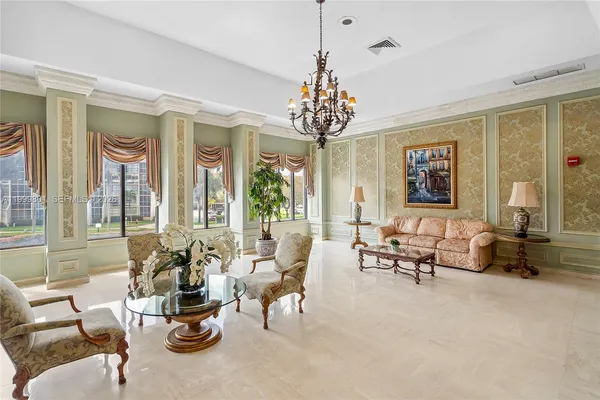 $3,000 | 600 Three Islands Boulevard, Unit 604, Hallandale Beach, FL 33009