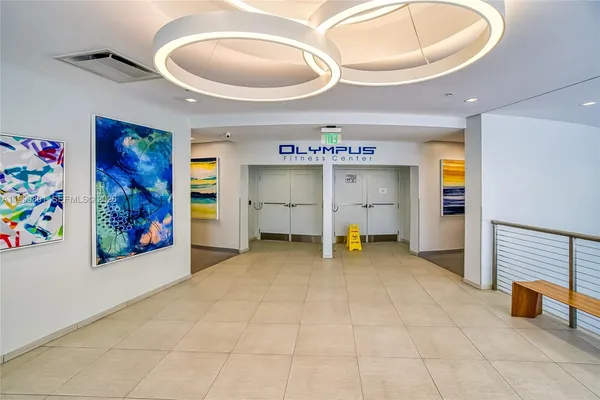 $3,000 | 600 Three Islands Boulevard, Unit 604, Hallandale Beach, FL 33009