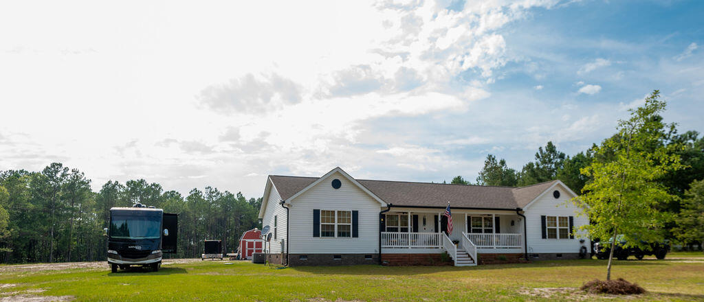 86 Weeks Road Trenton, SC 29847 - Photo 2 of 38 Gallery Image 2