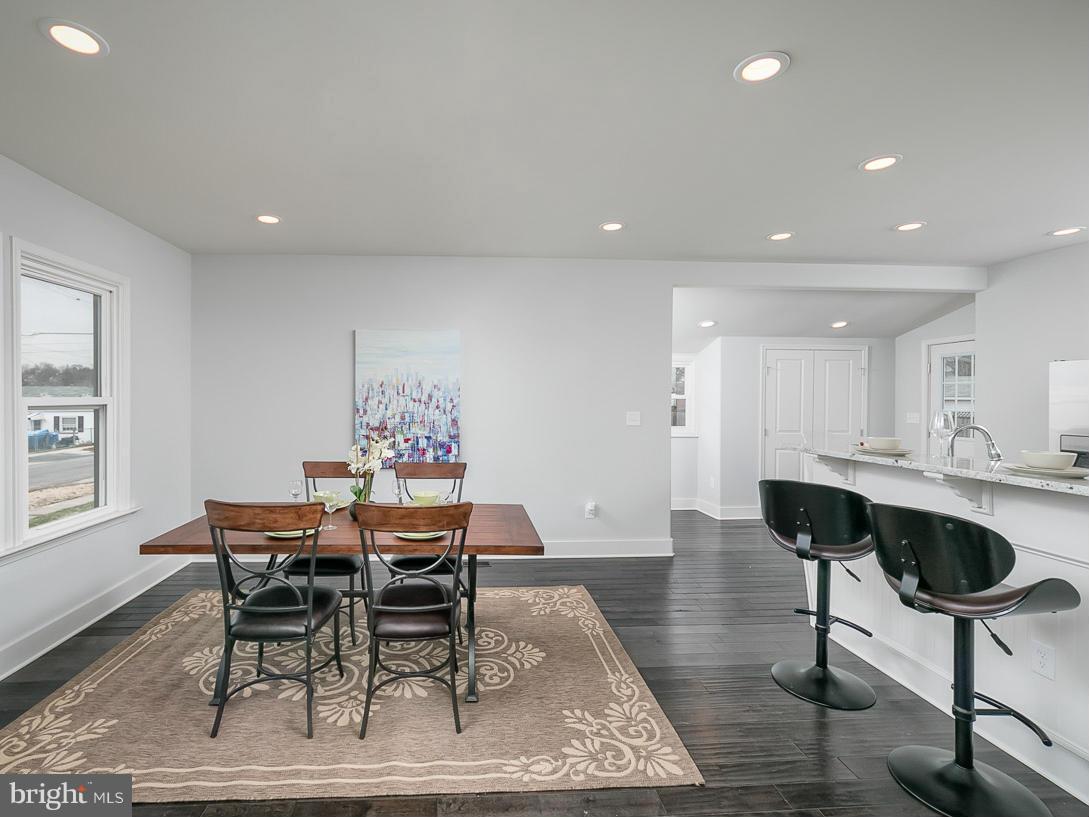 600 Elmwood Road Baltimore, MD 21206 - Photo 10 of 30 Dining Room