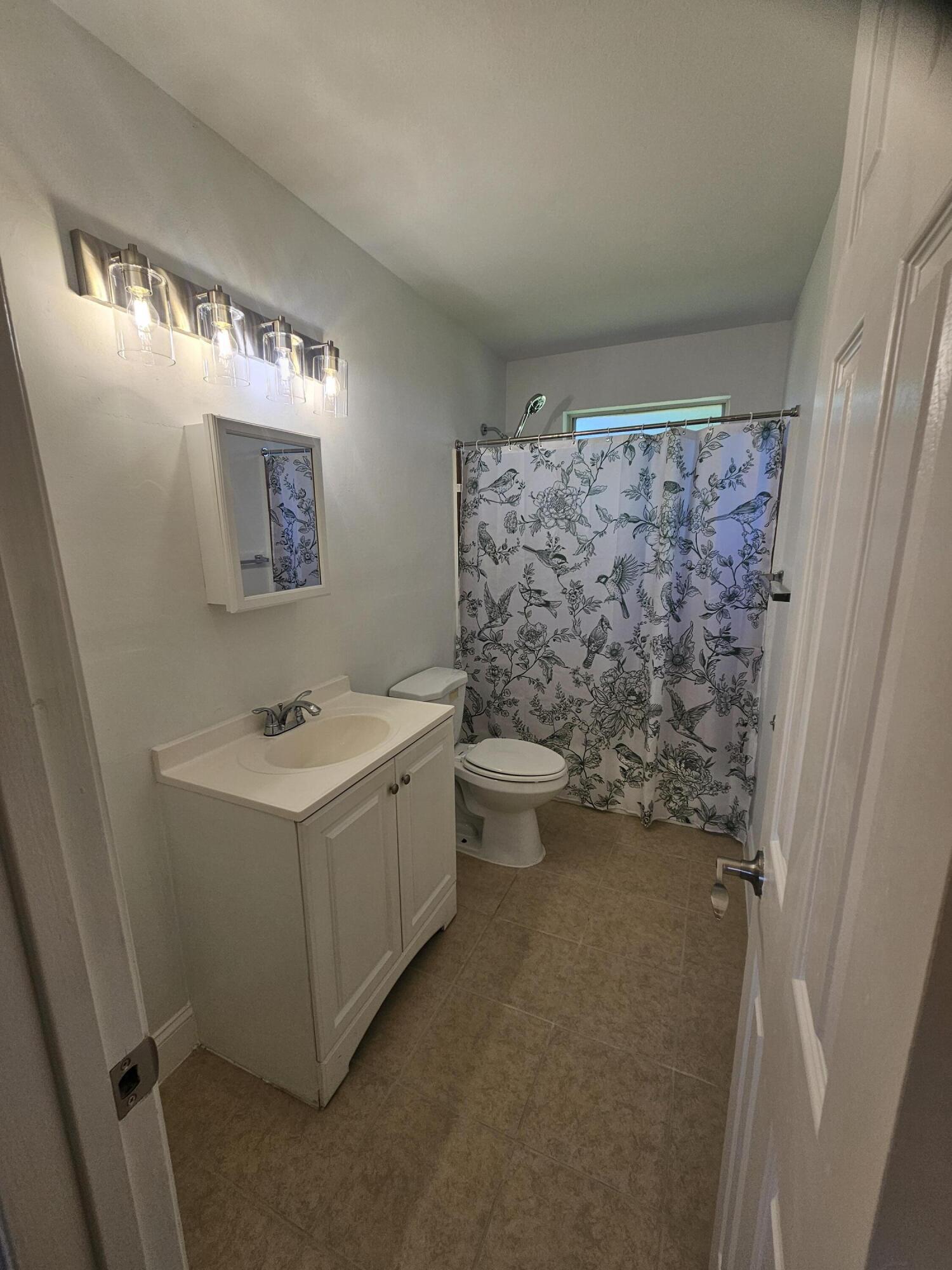 1605 West 10th Street Riviera Beach, FL 33404 - Photo 50 of 52 20260509_141630