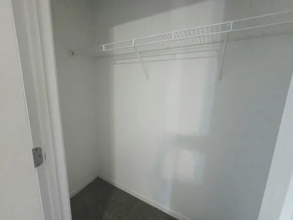 $975 | 252 Executive Avenue, Unit 2D, Clarksville, TN 37042