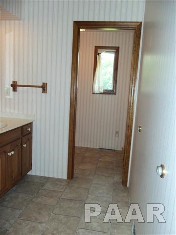 3311 Springfield Road East Peoria, IL 61611 - Photo 12 of 33 Gallery Image 12