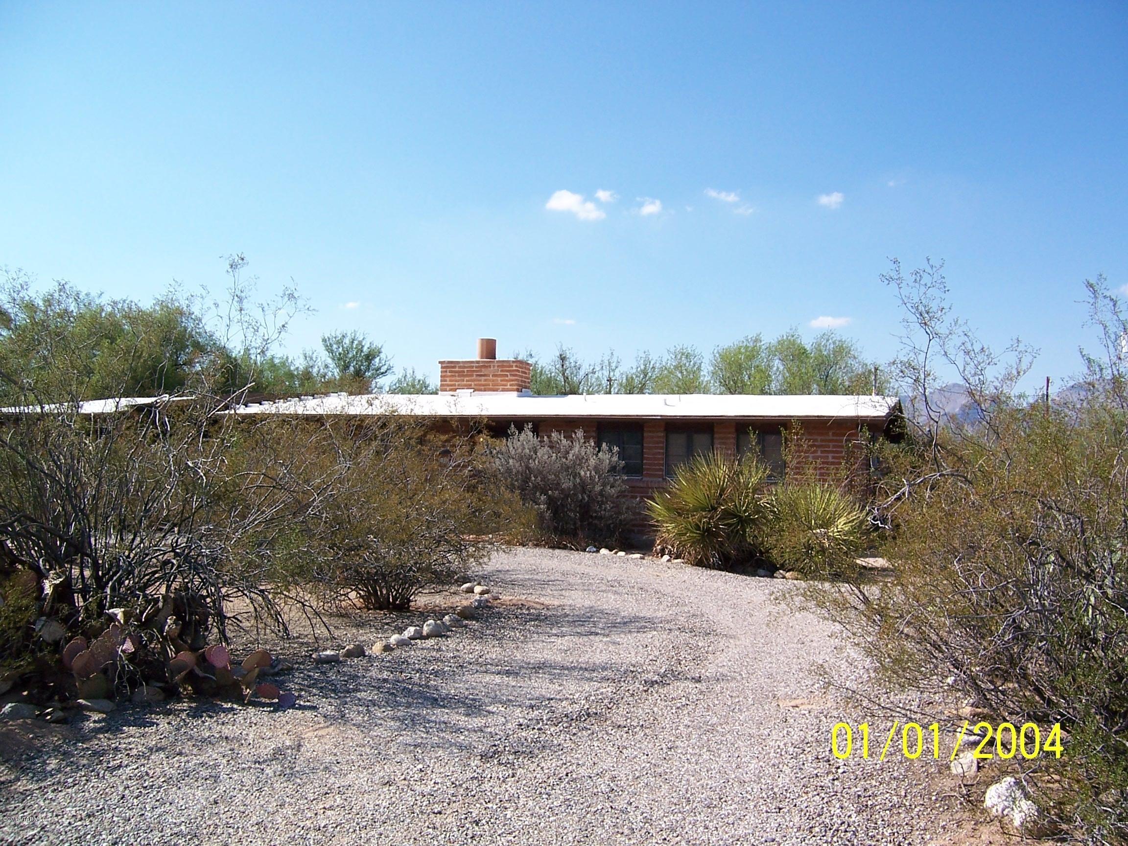 2215 East Kleindale Road Tucson, AZ 85719 - Photo 2 of 11