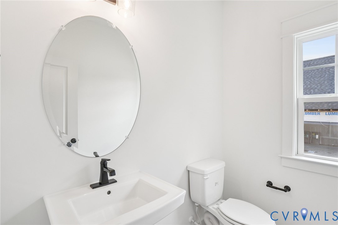 4013 Robins Ridge Drive Moseley, VA 23120 - Photo 17 of 28